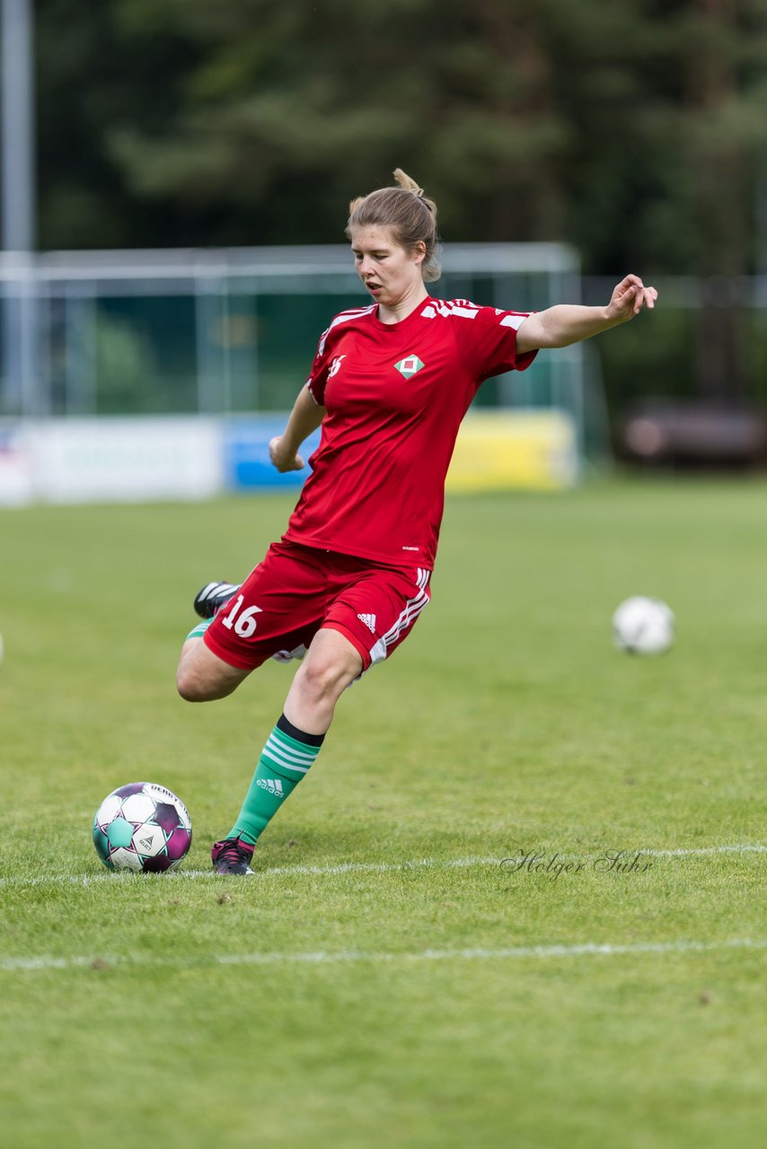 Bild 96 - F SV Boostedt - SV Fortuna St. Juergen : Ergebnis: 2:1